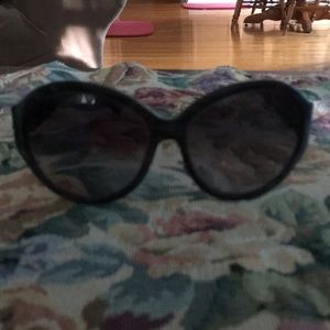Oscar de la Renta sunglasses